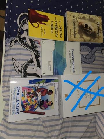 Design Books, 5 Euro Each beschikbaar voor biedingen