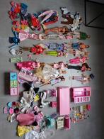 Barbies met heel veel accesoires, Kinderen en Baby's, Speelgoed | Poppen, Gebruikt, Ophalen of Verzenden, Barbie