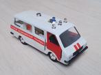 Raf 22031 Russische Ambulance Agat made in ussr, Hobby en Vrije tijd, Modelauto's | 1:43, Ophalen of Verzenden, Zo goed als nieuw