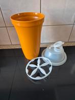 Tupperware slagroom/beslag/eieren shaker, thuis camping, Huis en Inrichting, Keuken | Tupperware, Ophalen, Gebruikt, Oranje, Overige typen