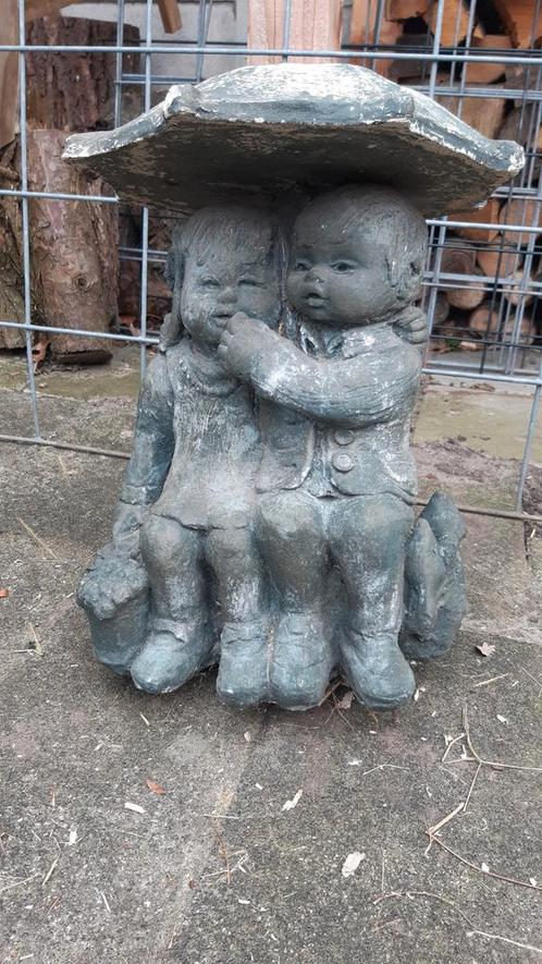 Fontein tuinbeeld jongetje meisje paraplu, Tuin en Terras, Waterpartijen en Fonteinen, Gebruikt, Fontein, Beton, Ophalen