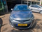 Hyundai I20 1.2i i-Deal 2 EIGENAAR-12 MND GARANTIE-NW APK-AI, Auto's, Hyundai, Origineel Nederlands, Te koop, Zilver of Grijs