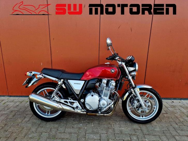 CB1100, ABS, NL MOTOR, LAGE KM, NIEUWSTAAT! CB 1100, Motoren, Motoren | Honda, Bedrijf, Sport, meer dan 35 kW, Motorrijbewijs A