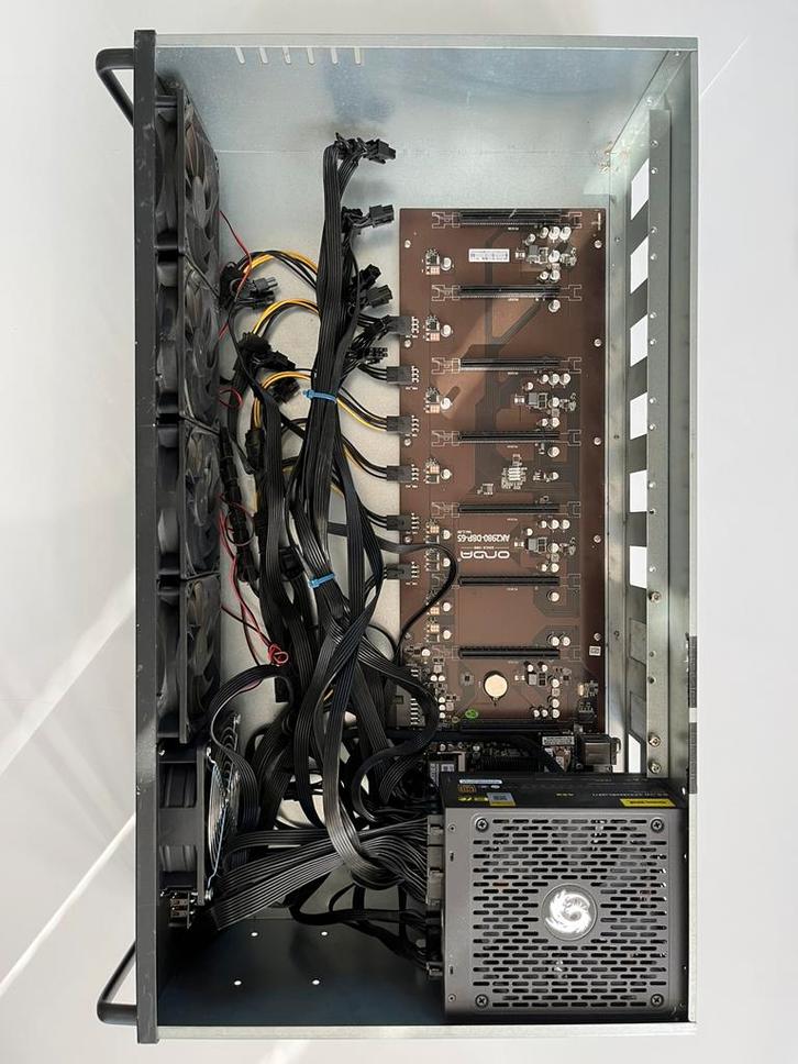Crypto Mining Rig Chassis + Moederbord/PSU – Zonder GPU’s, Computers en Software, Computerbehuizingen, Gebruikt, Ophalen