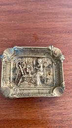 Zware koperen asbak met vrouw achter spinnenwiel, Antiek en Kunst, Antiek | Goud en Zilver, Ophalen