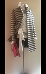 Max Mara MaxMara 40/42 trenchcoat lange blazer creme grijs, Ophalen of Verzenden, Zo goed als nieuw, Maat 42/44 (L), Grijs