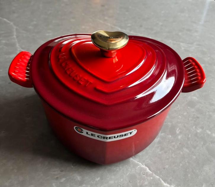 Le Creuset hart braadpan 20cm, rood, Huis en Inrichting, Keuken | Potten en Pannen, Zo goed als nieuw, Koekenpan of Braadpan, Gietijzer