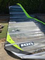 Racezeil Maui Sails TR3 + carbon mast en giek., Watersport en Boten, Ophalen, Gebruikt, 7 m² of meer, Minder dan 250 cm