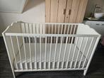 Ledikantje (ikea) met matras etc., Kinderen en Baby's, Ophalen, Zo goed als nieuw, Ledikant