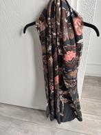 Diverse dames sjaals €5 per stuk, Kleding | Dames, Mutsen, Sjaals en Handschoenen, Ophalen of Verzenden, Zo goed als nieuw, Maat 46/48 (XL) of groter