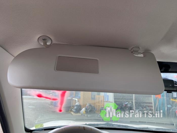 Zonneklep van een Landrover Freelander, Auto-onderdelen, Interieur en Bekleding, Land Rover, Gebruikt, 3 maanden garantie, Ophalen of Verzenden