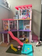 Barbie dreamhouse zo goed als nieuw, Ophalen, Zo goed als nieuw, Toebehoren