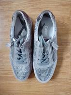 Sneakers, Ophalen, Gedragen, Sneakers of Gympen