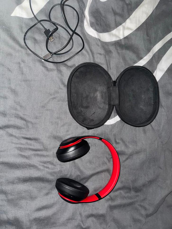 Beats Studio 3 10 Years Edition, Audio, Tv en Foto, Koptelefoons, Gebruikt, Over oor (circumaural), Beats, Draadloos, Ophalen of Verzenden