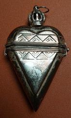 Vintage hart opbergdoosje zilver kleurig metaal, Antiek en Kunst, Ophalen of Verzenden