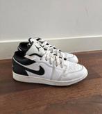 Nike Jordan 1 low mt 40, Kinderen en Baby's, Ophalen of Verzenden, Zo goed als nieuw, Jongen of Meisje