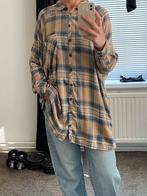 Oversized blouse van Urban Outfitters, maat M, Ophalen of Verzenden, Zo goed als nieuw, Maat 38/40 (M)