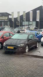 Volkswagen Scirocco | Nieuwe APK! 1.4 TSI 118KW 2009 Zwart, Auto's, Volkswagen, Voorwielaandrijving, 65 €/maand, Elektrische ramen