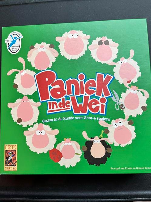 Paniek in de Wei - Bordspel - 999games, Hobby en Vrije tijd, Gezelschapsspellen | Bordspellen, Zo goed als nieuw, Ophalen of Verzenden