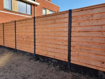 Hout/beton schutting horizontaal geschroeft beschikbaar voor biedingen