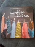 Boek Doekjes Haken - Nieuw!, Boeken, Ophalen of Verzenden, Nieuw, Breien en Haken, Camilla Schmidt Rasmussen & Sofie Grangaard