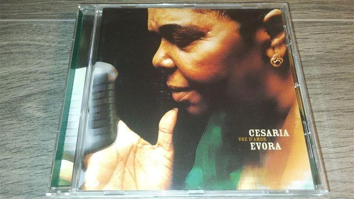 Cesaria Evora - Voz D'Amor, Cd's en Dvd's, Cd's | Wereldmuziek, Zo goed als nieuw, Ophalen of Verzenden
