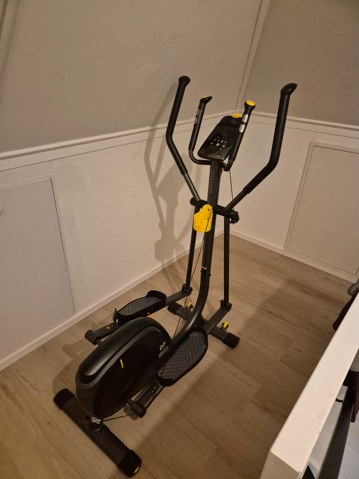 Domyos EL500 Crosstrainer, Sport en Fitness, Fitnessapparatuur, Zo goed als nieuw, Crosstrainer, Armen, Benen, Borst, Buik, Rug