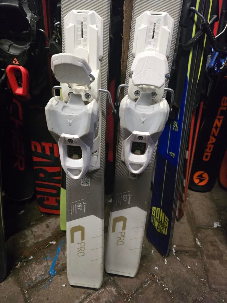 157cm ATOMIC CLOUD C PRO DAMES CARVE SKIS, 160 tot 180 cm, Ophalen of Verzenden, Zo goed als nieuw, Carve