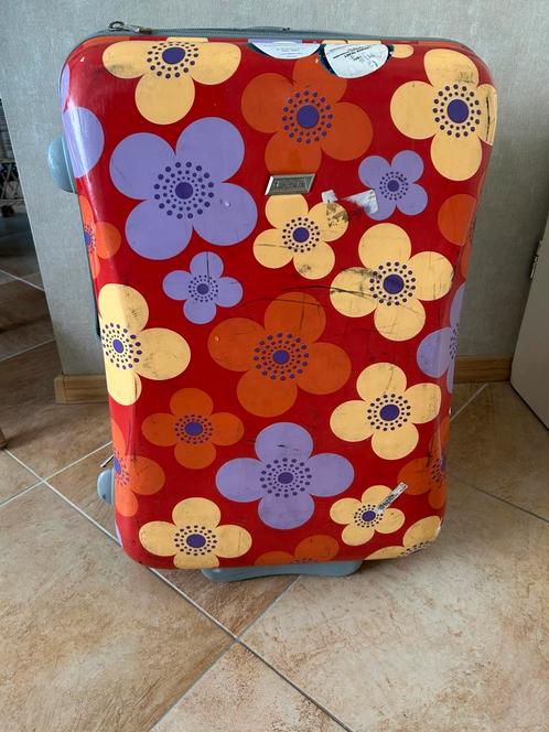 Te Koop: Koffer, Sieraden, Tassen en Uiterlijk, Koffers, Gebruikt, Hard kunststof, Minder dan 50 cm, Uitschuifbare handgreep, Wieltjes