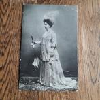 Koningin Wilhelmina met parasol / paraplu 1908 ORANJE, Ophalen of Verzenden, Voor 1920, Gelopen, Sterren en Beroemdheden