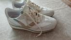 sneakers maat 39 als nieuw via vai, Kleding | Dames, Schoenen, Via Vai, Beige, Ophalen of Verzenden, Sneakers of Gympen