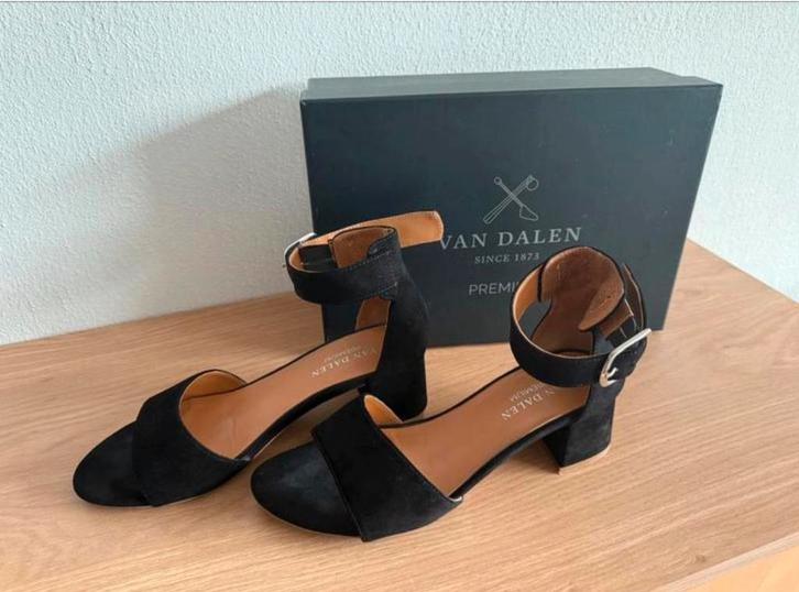 Van Dalen zwarte hakken maat 40, Kleding | Dames, Schoenen, Nieuw, Schoenen met lage hakken, Zwart, Ophalen of Verzenden