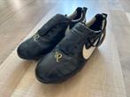Nike Ronaldinho Classic Voetbalschoenen 44,5, Verzenden, Zo goed als nieuw, Overige sporten, Overige typen
