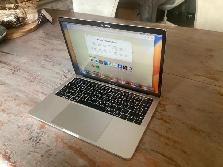 MacBook Pro 13-inch (uit 2016) Lees advertentie, Computers en Software, Apple Macbooks, Gebruikt, MacBook Pro, 13 inch, 2 tot 3 Ghz