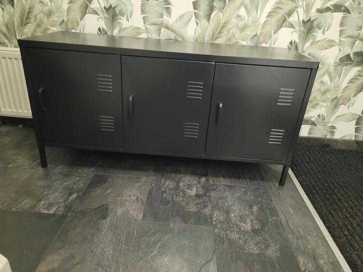 Metalen Kast - 3 Deurs, Huis en Inrichting, Kasten | Dressoirs, Gebruikt, 100 tot 150 cm, 25 tot 50 cm, Met deur(en), Met plank(en)