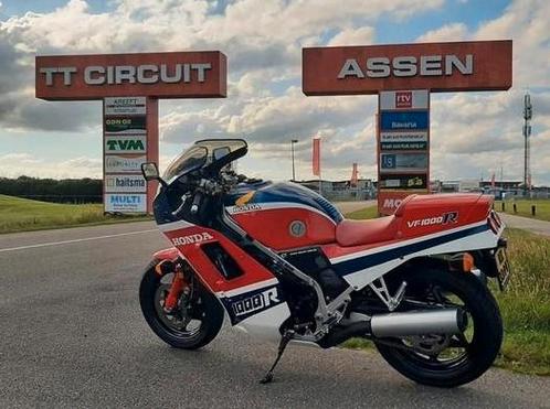 TT aanbieding: HRC Honda VF1000R SC16  VFR CBR RC30 CBX NC30, Motoren, Motoren | Honda, Particulier, Super Sport, 4 cilinders