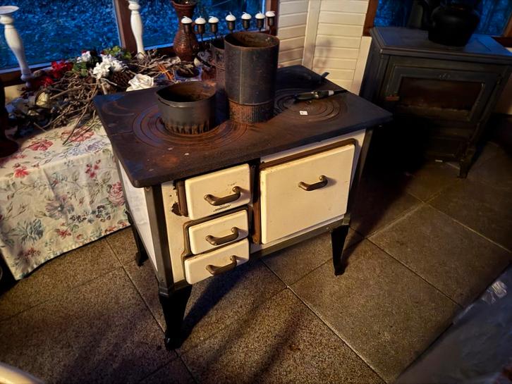 Oude Houtfornuis, Huis en Inrichting, Kachels, Ophalen of Verzenden