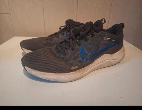 Nike Sportschoenen Maat 45 - Gedragen, Kleding | Heren, Schoenen, Gedragen, Sportschoenen, Zwart, Ophalen of Verzenden
