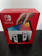 Switch OLED + 2 extra controllers, Spelcomputers en Games, Spelcomputers | Nintendo Switch, Ophalen of Verzenden, Zo goed als nieuw