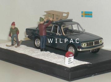 Volvo 144 donkerblauw 1970 m, slee en skier in 1:43. Altaya. beschikbaar voor biedingen