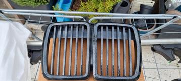 BMW E30 Carbon Grill Nieuw beschikbaar voor biedingen