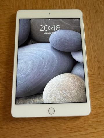 iPad mini 4 128GB wit/silver ZGAN beschikbaar voor biedingen