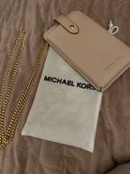 Mk telefoon pasjes houder beige met goude ketting nieuw, Overige merken, Beige, Nieuw, Ophalen of Verzenden