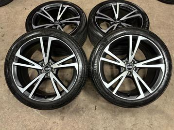 22 inch originele Falx velgen + zomerbanden Audi Q8 SQ8  beschikbaar voor biedingen