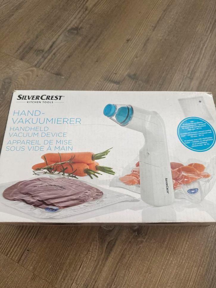 SilverCrest Handvacumeerder, Witgoed en Apparatuur, Keukenmixers, Zo goed als nieuw, Minder dan 1 liter, 1 snelheid, Vaatwasserbestendig