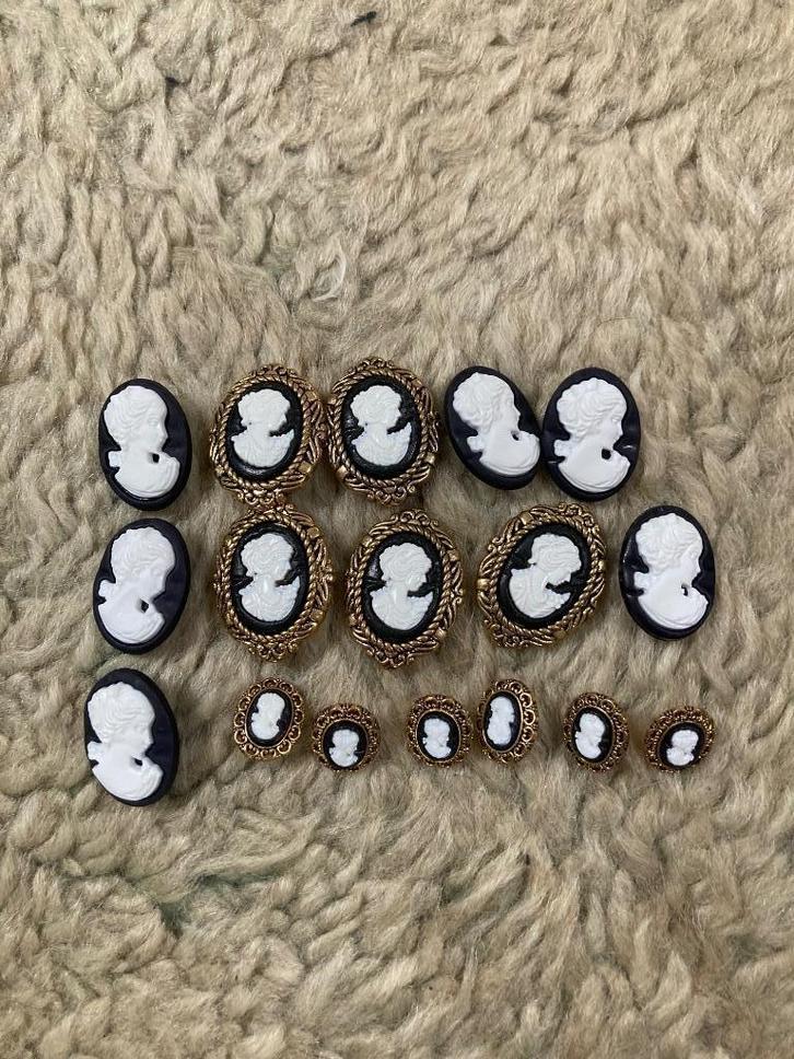 Klassieke knopen, Hobby en Vrije tijd, Knutselen, Nieuw, Knutselwerk, Ophalen of Verzenden