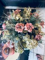 Groot zijden Boeket incl vintage pot, Huis en Inrichting, Ophalen, Zo goed als nieuw