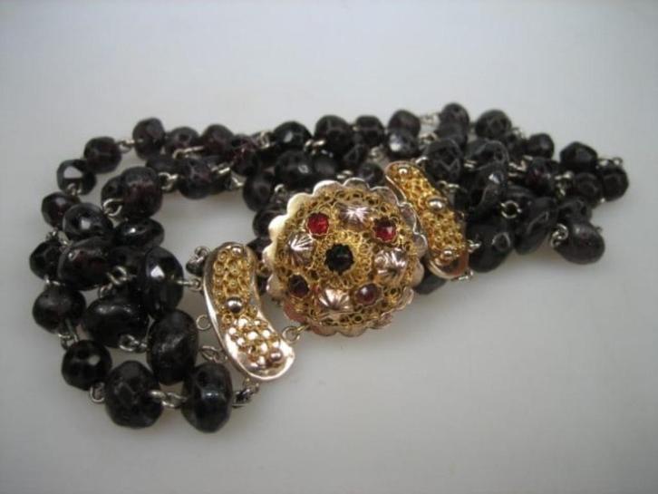 Antieke Zeeuwse Granaat Armband ca.1860, Sieraden, Tassen en Uiterlijk, Antieke sieraden, Armband, Zilver, Met edelsteen, Verzenden