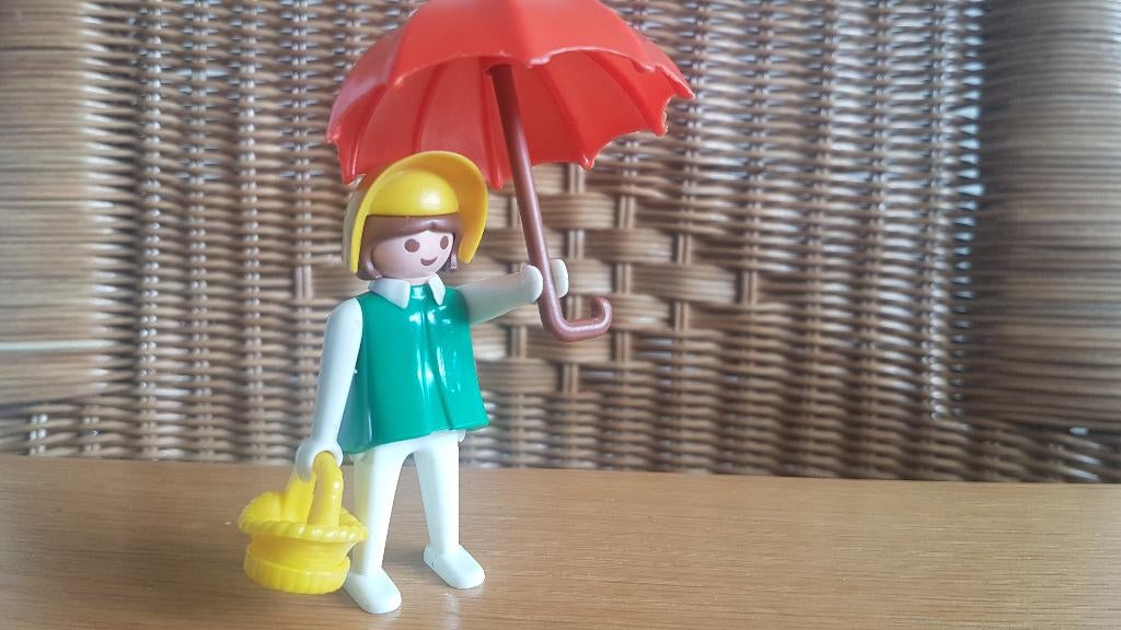 playmobil 3345 vrouw met paraplu, Kinderen en Baby's, Speelgoed | Playmobil, Ophalen of Verzenden, Gebruikt