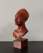 Houten beeldje borstbeeld Afrikaanse vrouw, Ophalen of Verzenden